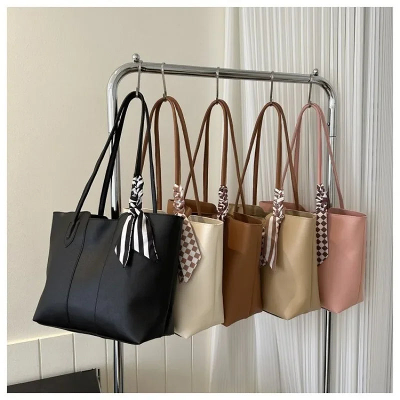 Korean Fashion Large-Capacity Tote Bag for Women Simple Commuter Shoulder Handbag Niche Texture Spring/Summer 2026