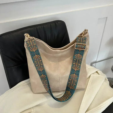 Vintage Solid Color PU Leather Women Fashion Shoulder Sling Bag High-Capacity Simple Wide Strap Bucket Crossbody Bag Commuting