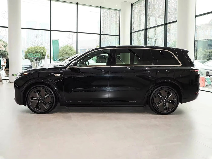 2025 Li Auto L9 Pro Extended Range Electric Vehicle Dual Motor AWD Family EV Fast Charge Smart Driving Large  L2 ADAS Lixiang