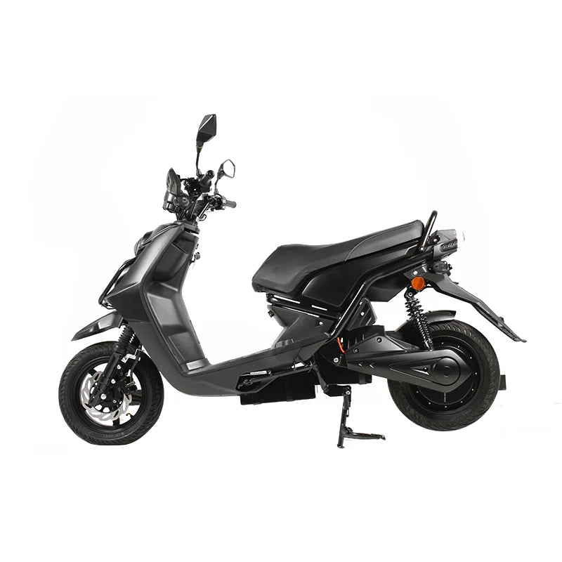 QQW Highway Electric Motorcycle Commuting High Power City Travel Fat Tire China Electric Motorcycle