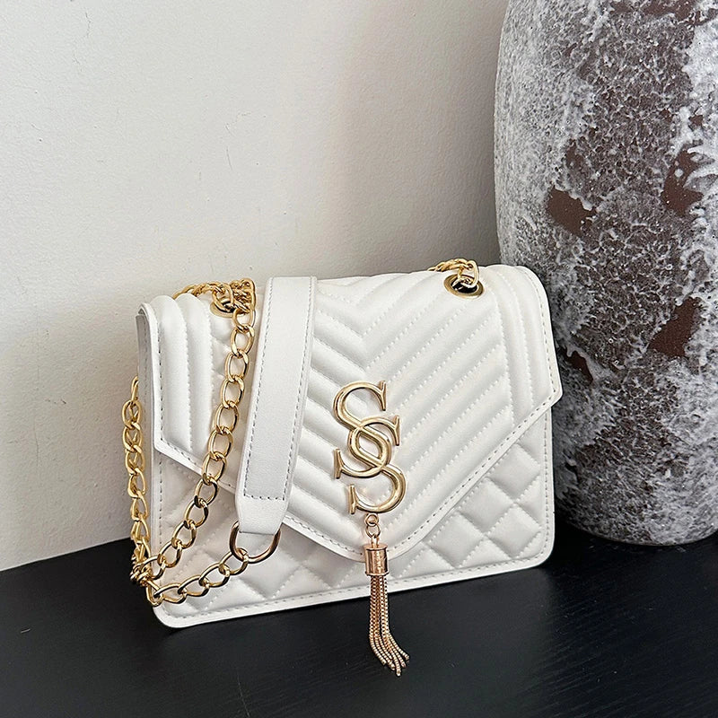 Elegant and Fashionable Argyle Quilted Chain Small Square Bag Metal Letter Tassel Diagonal Cross Bag Commuter Shoulder Bag