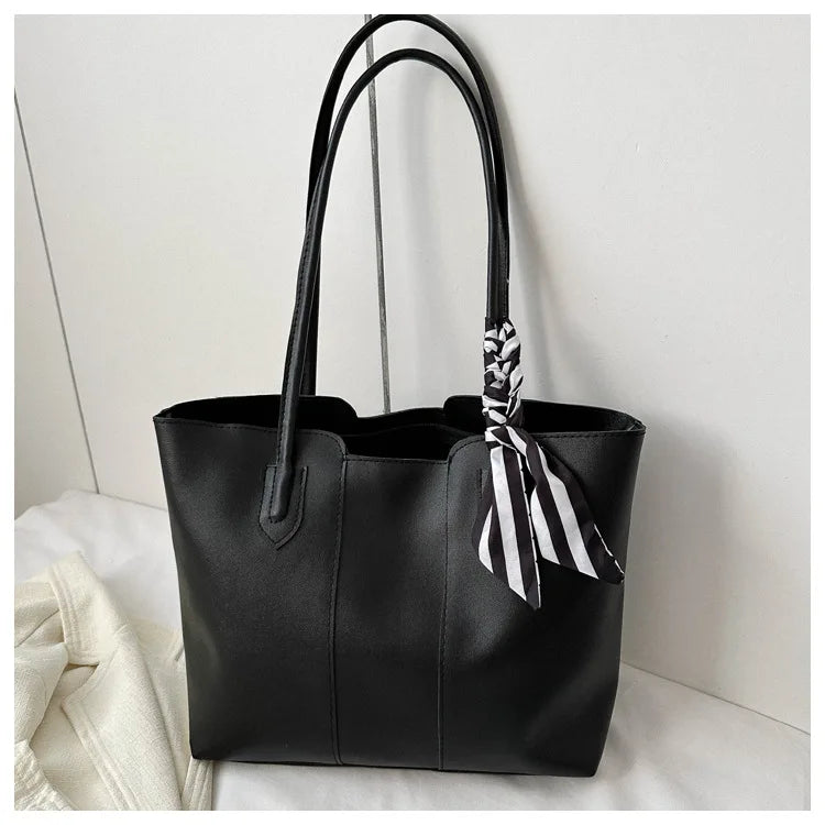 Korean Fashion Large-Capacity Tote Bag for Women Simple Commuter Shoulder Handbag Niche Texture Spring/Summer 2026