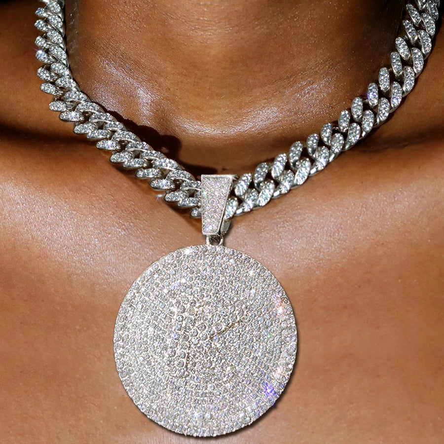 New Bling A-Z Letters Pendant Necklace for Men Women Crystal Miami Cuban Link Chain Round Initials Necklace Fashion Jewelry