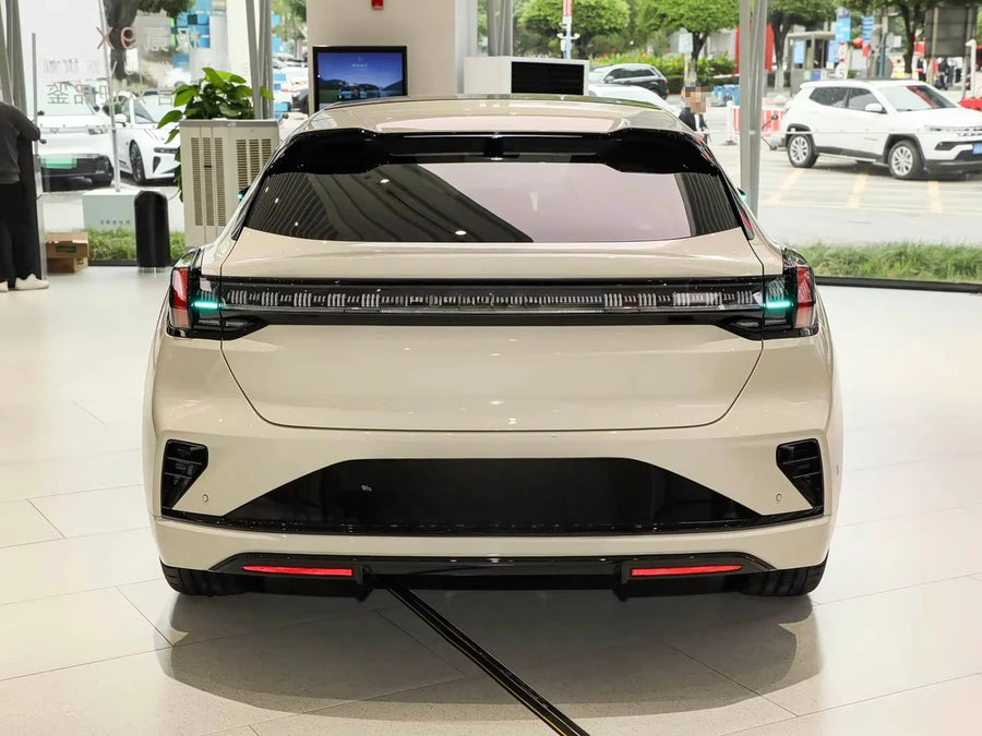 FWD Zeekr-001 New Energy Vehicle Spot Adult Electric Vehicle Zeekr 001 Ultra+ Version for Sale Intelligent Car Vehicles Used Car